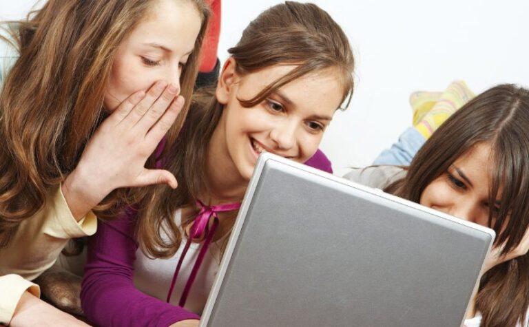 monitor your kids online activity